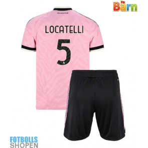 Billiga Juventus Manuel Locatelli #5 Bortatröja Barn 2026-27 Kortärmad (+ Korta byxor)